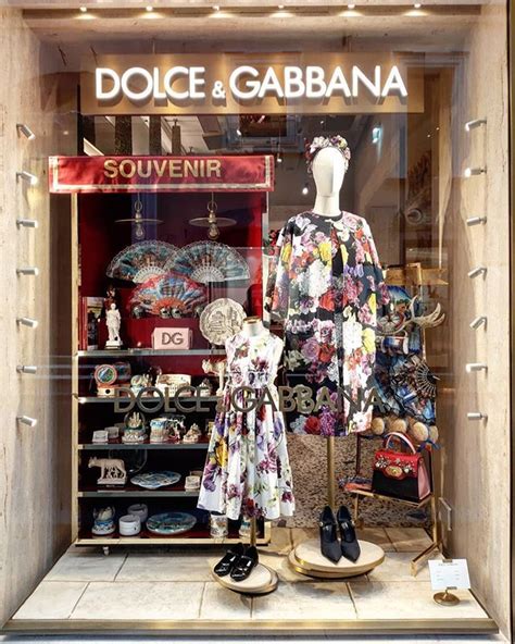 dolce gabbana via dei condotti|dolce e gabbana online shopping.